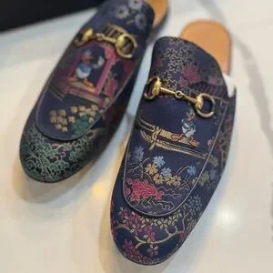 Gucci | Shoes | Gucci Mens Disney Donald Duck Princetown  display picture 1